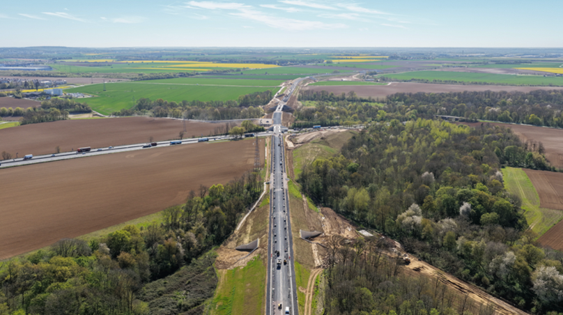 Voies Roissy Picardie à travres champs