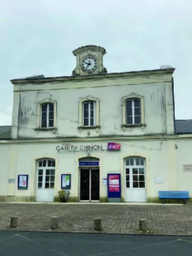 Gare Chinon