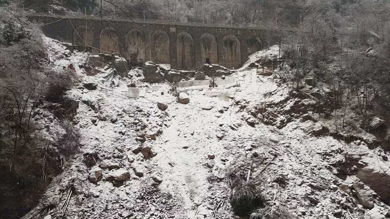 Vallée de Roya - sous la neige - début des travaux