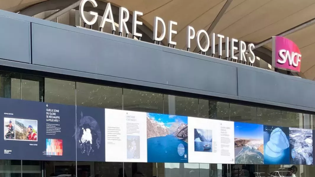 Gare de Poitiers - exposition Mondo