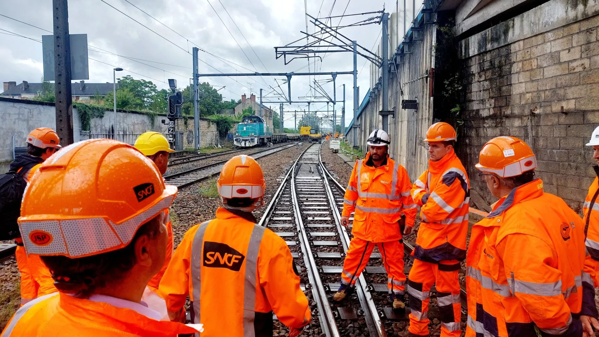 VISITE DES TRAVAUX EN GARE DE NEVERS POUR UN RÉSEAU PERFORMANT